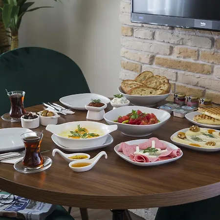 Maxuite In 3* Akçay